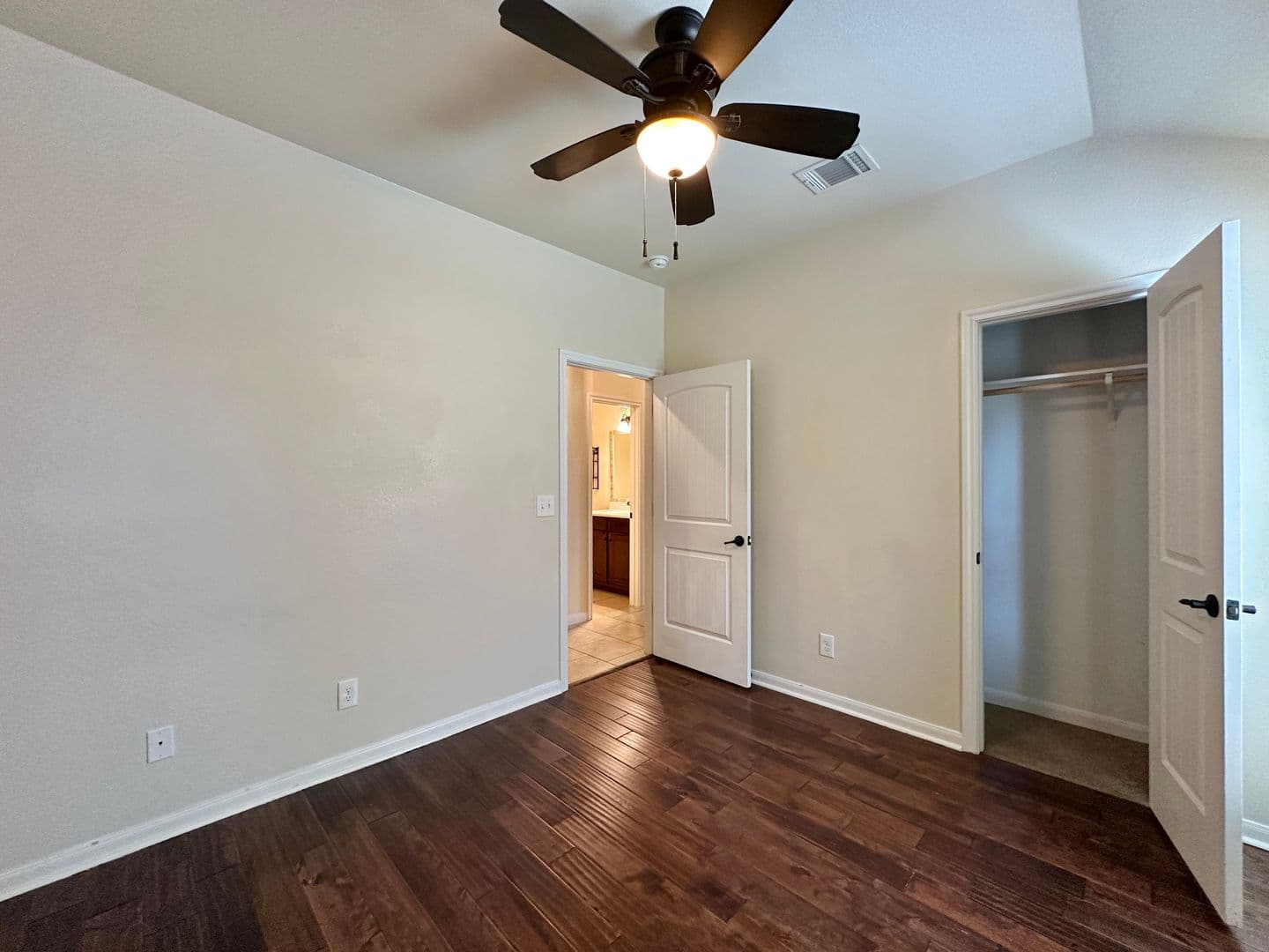 Killeen House: 6812 Deorsam Loop