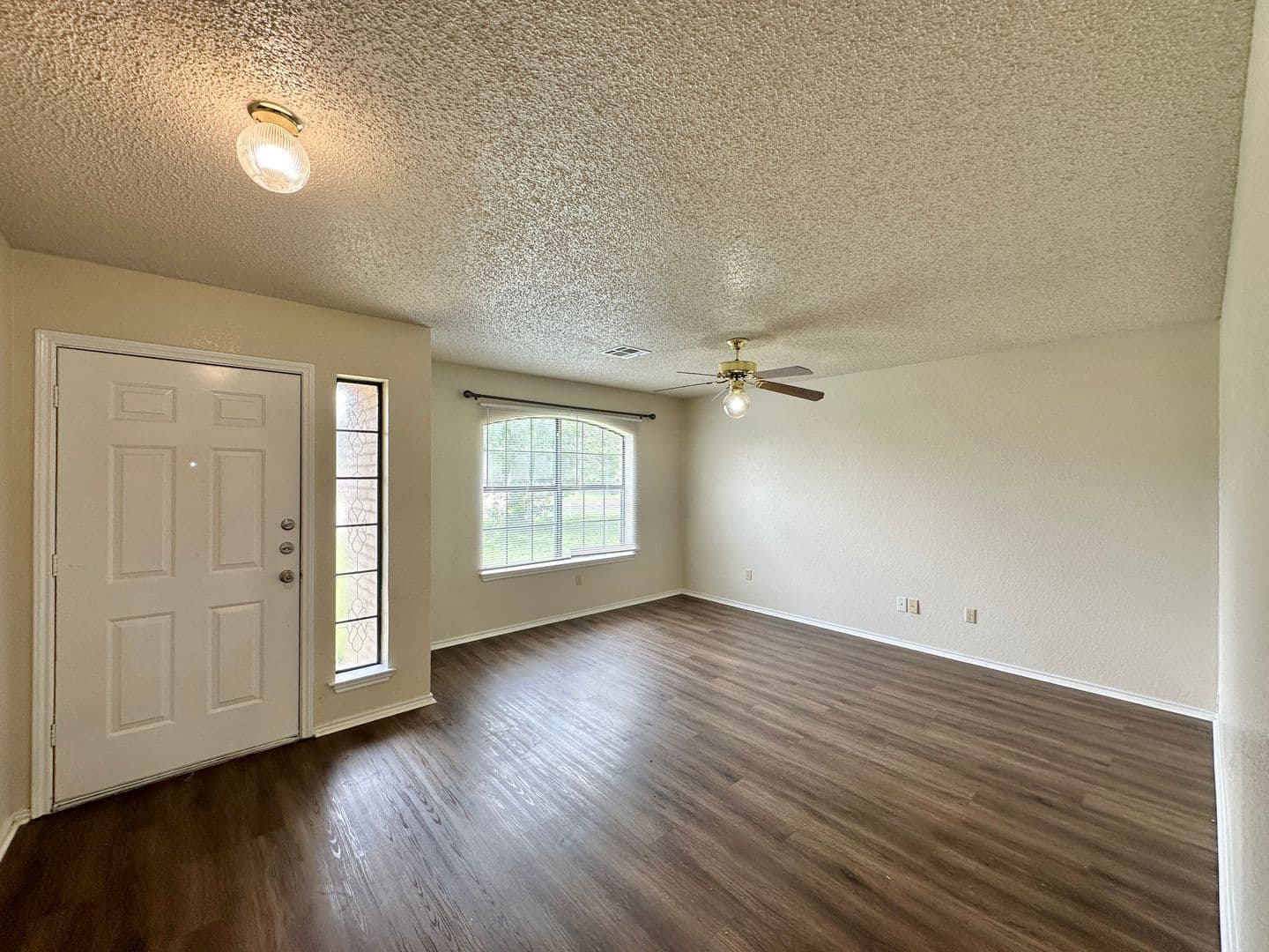 Killeen House: 1307 Waterford Drive
