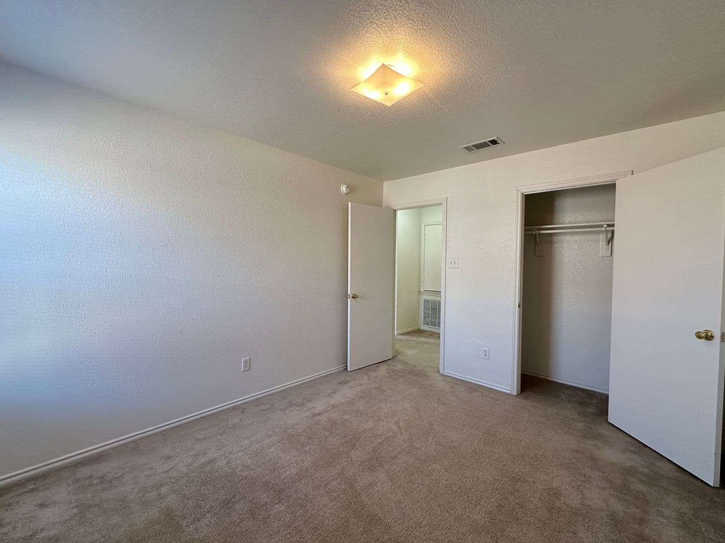 Killeen Multiplex: 5300 Lauren Lea Drive