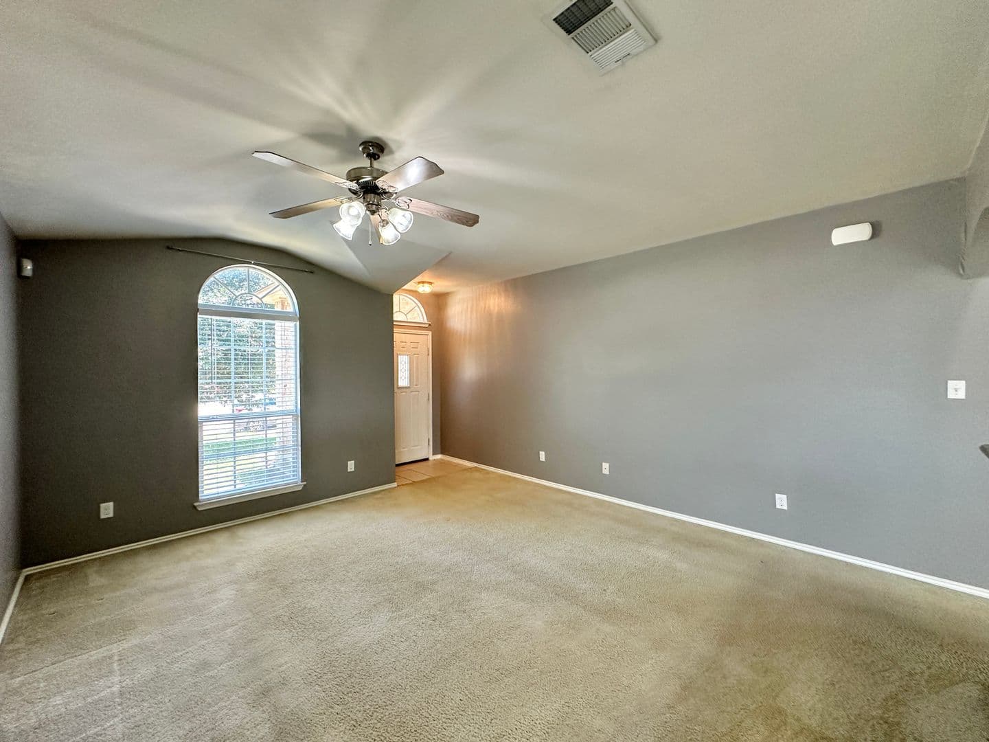 Killeen House: 5205 Lions Gate Lane