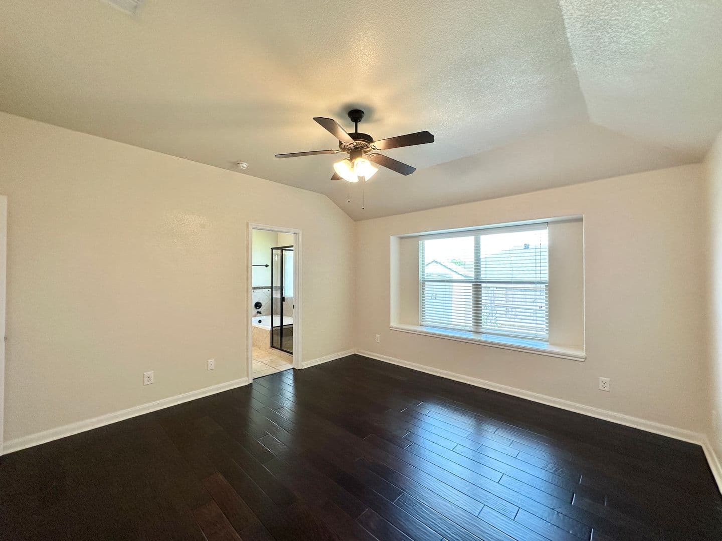 Killeen House: 6812 Deorsam Loop