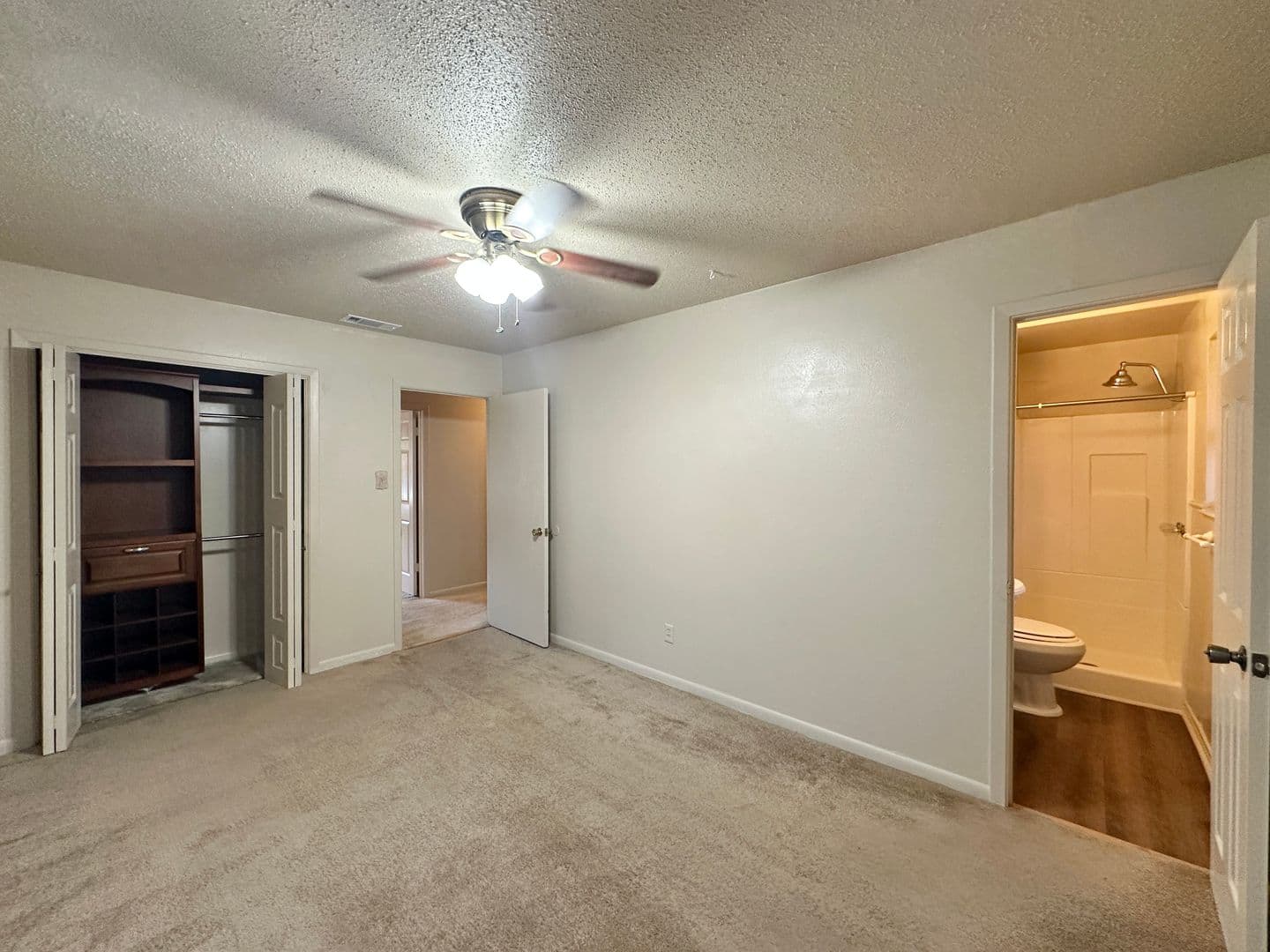 COPPERAS COVE House: 807 S 25TH