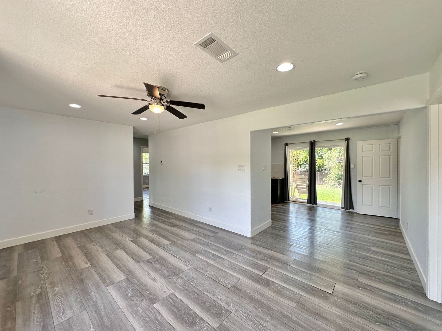Killeen House: 1401 Connell Dr