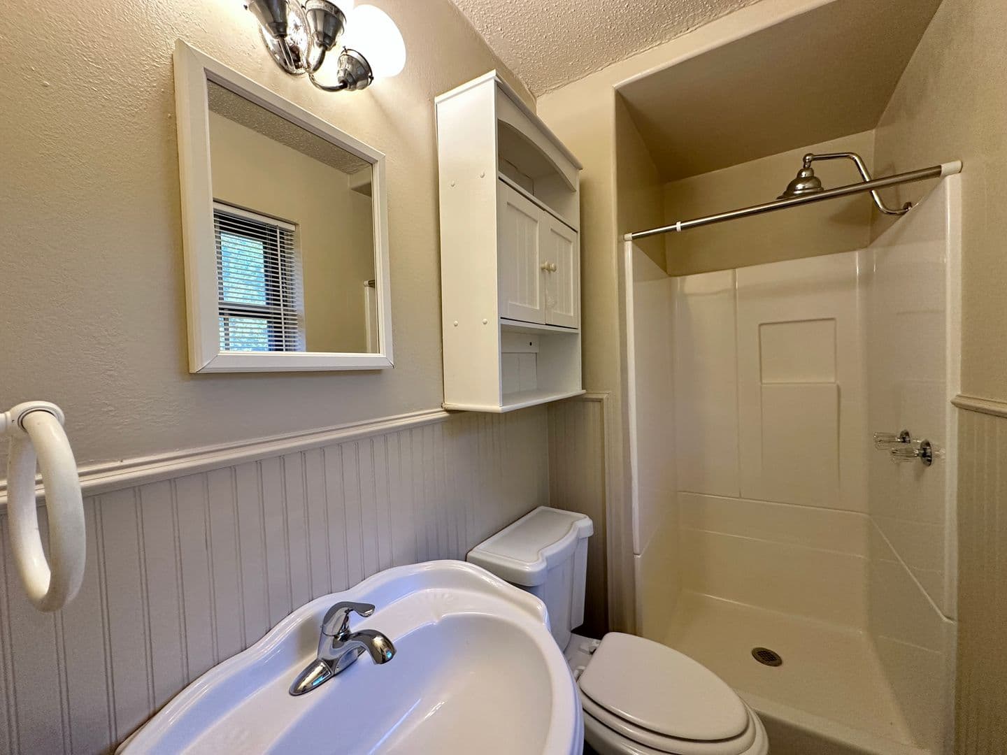 COPPERAS COVE House: 807 S 25TH