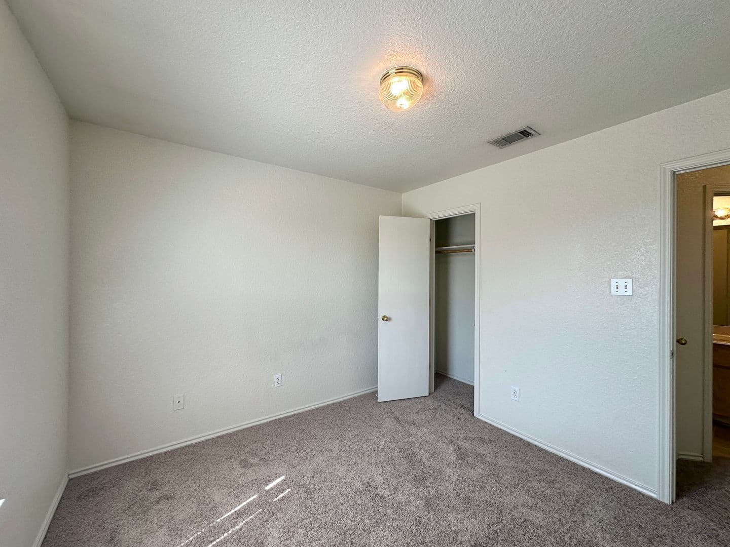 Killeen Multiplex: 2608 Alma Dr