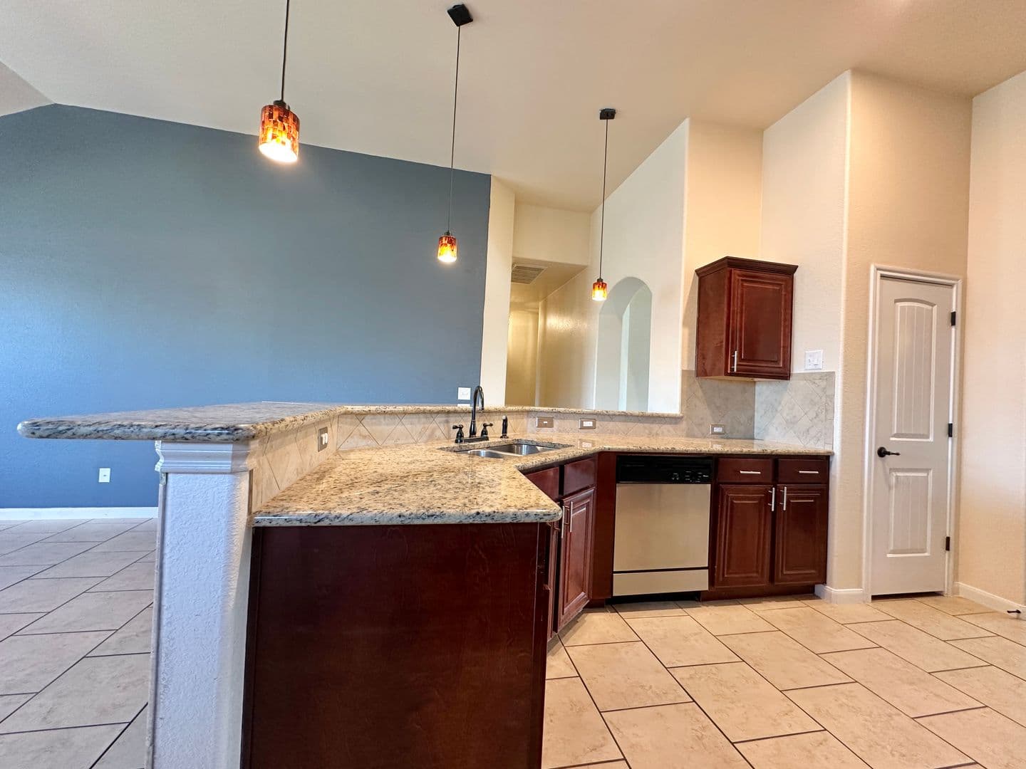 Killeen House: 6812 Deorsam Loop