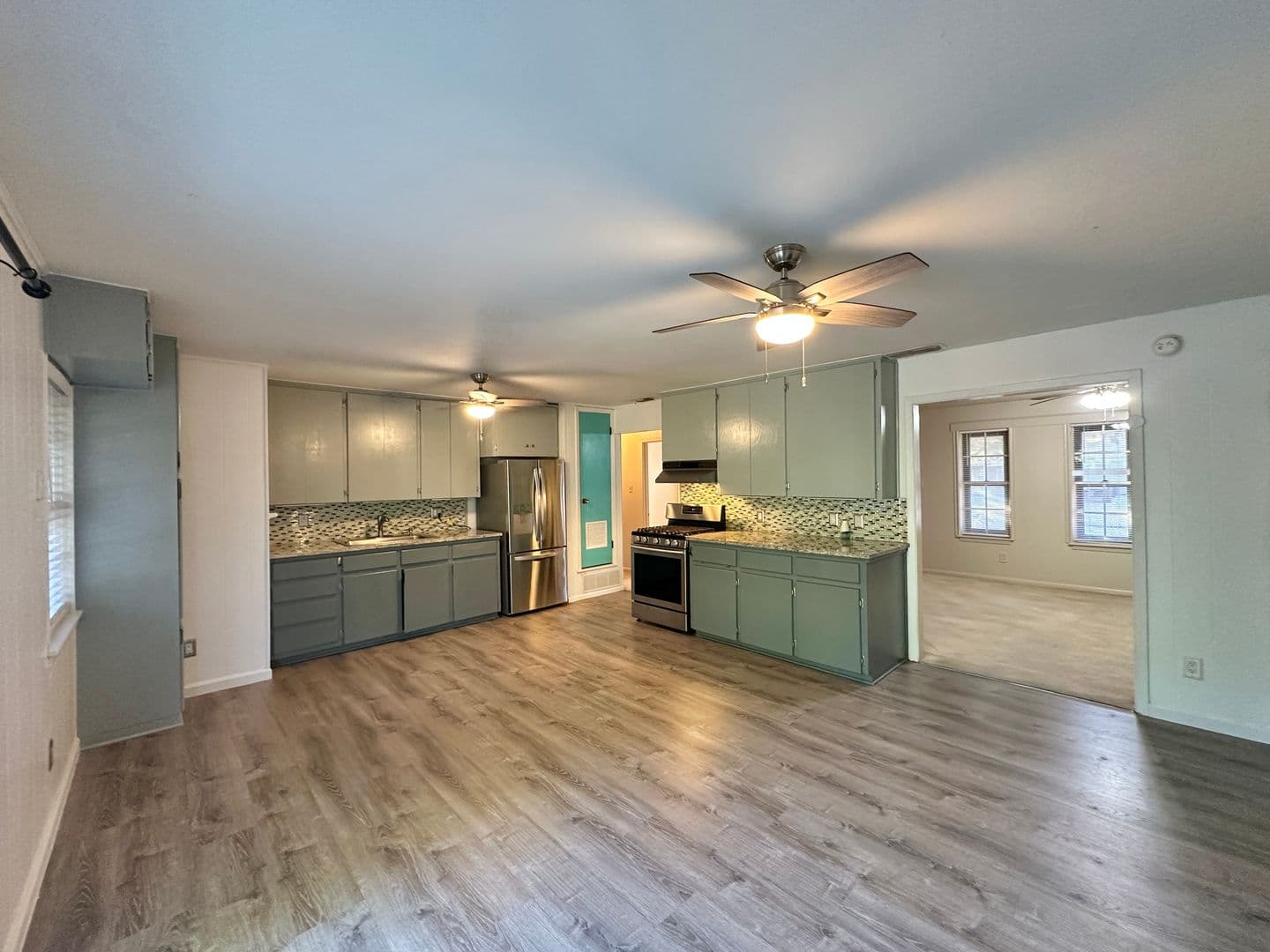 COPPERAS COVE House: 807 S 25TH