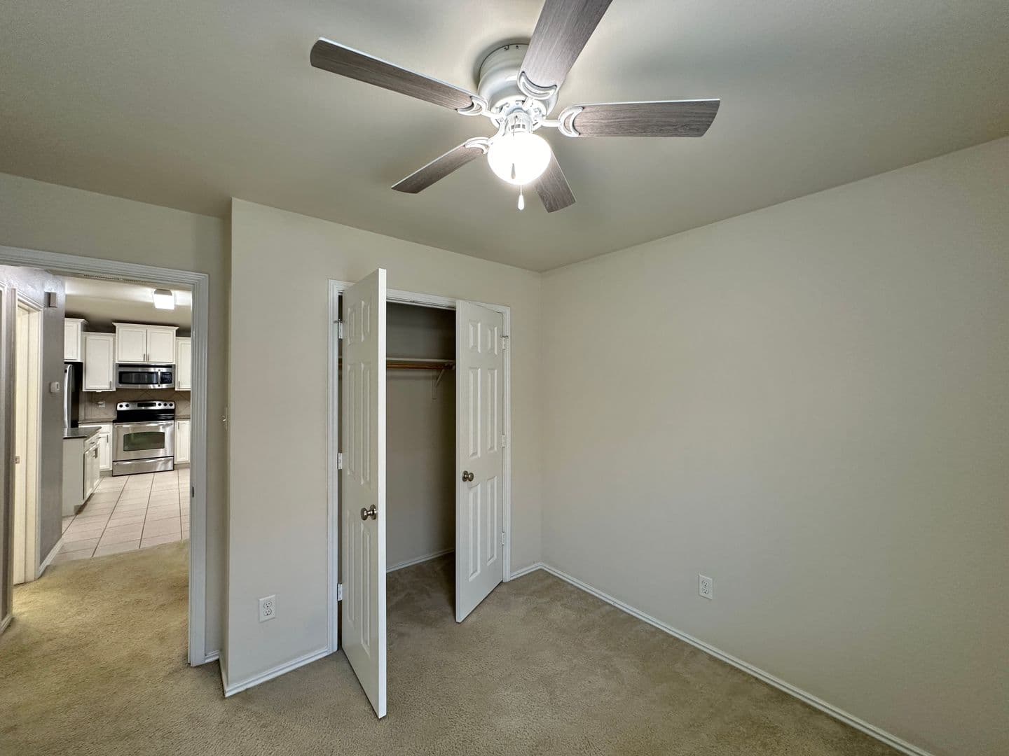 Killeen House: 5205 Lions Gate Lane