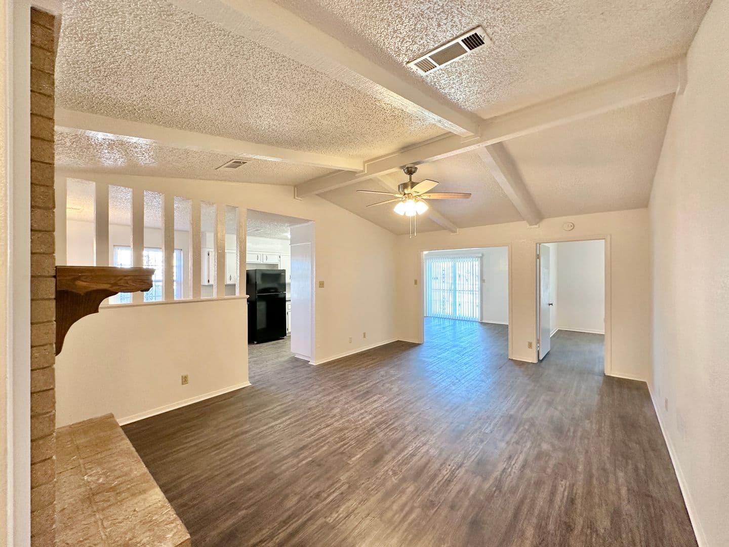 Killeen House: 1501 Farhills Dr
