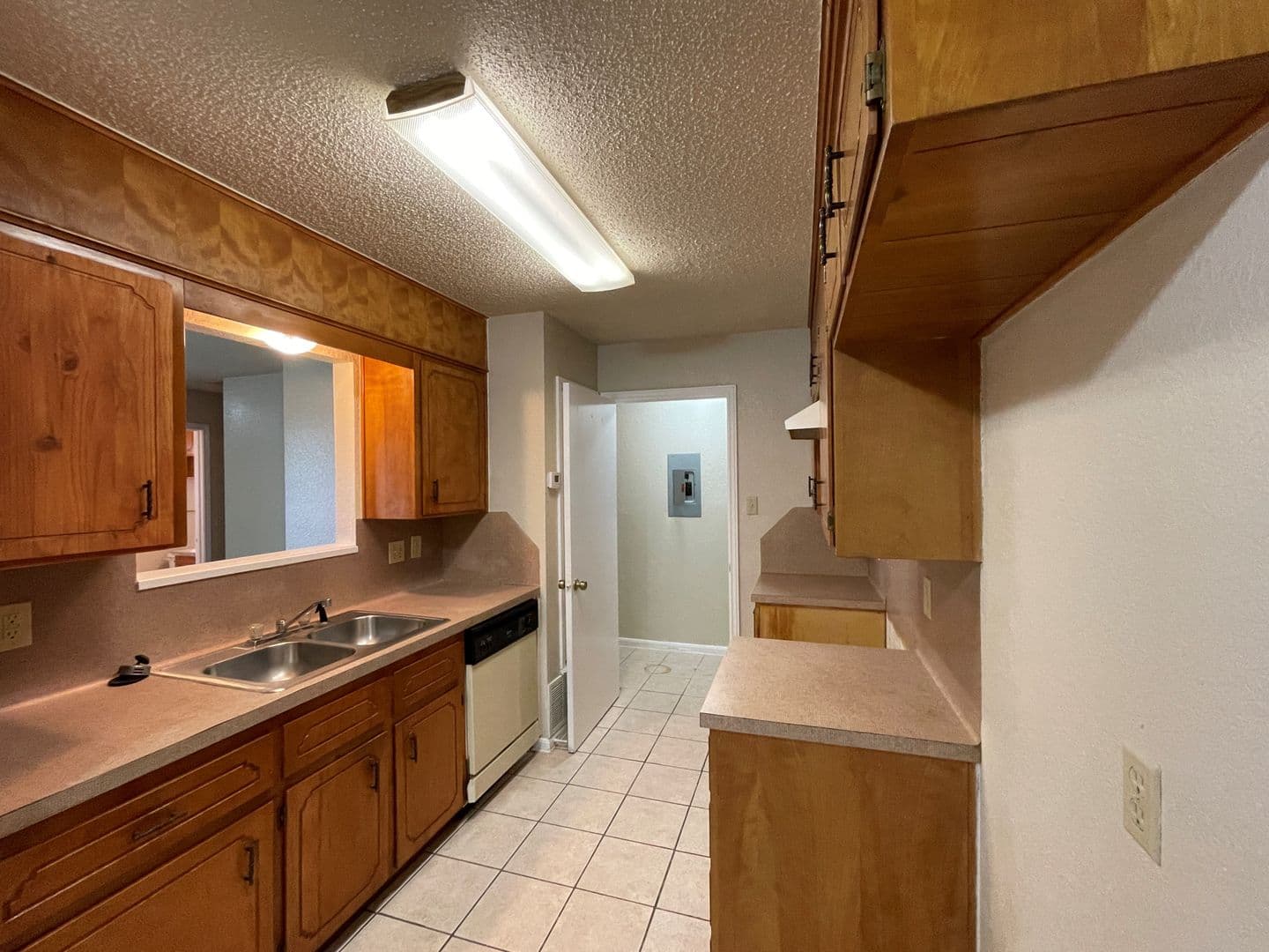 Killeen Townhome: 3608 Hereford Lane