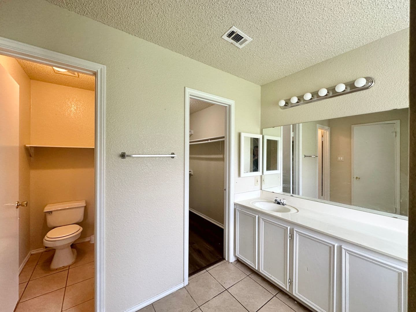 Killeen House: 1307 Waterford Drive