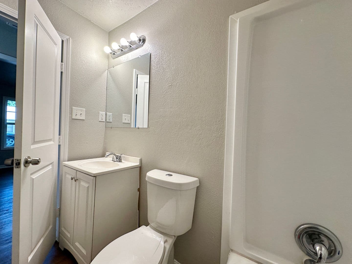 Killeen Multiplex: 1105/1107 Williamson Dr