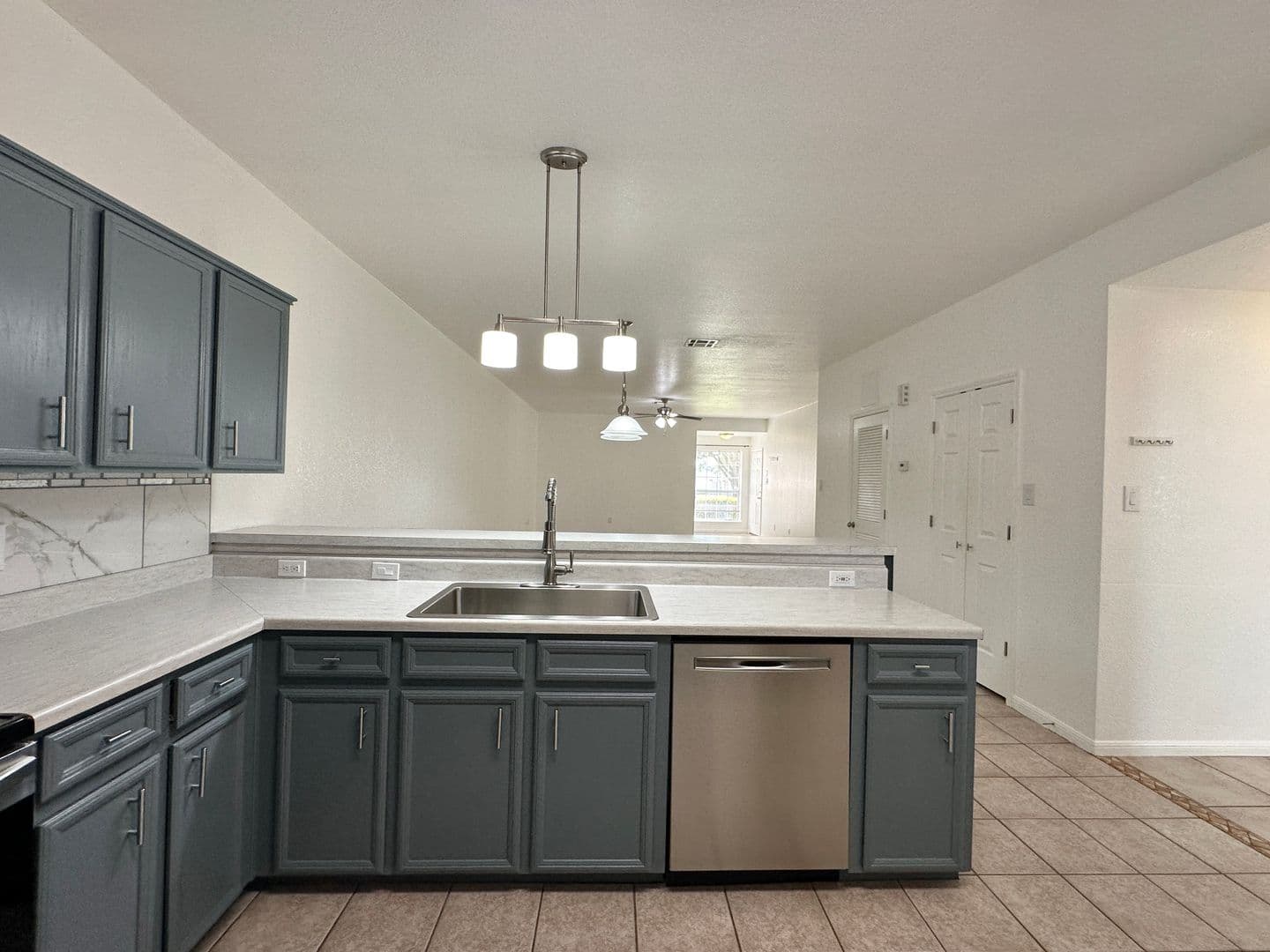 Killeen Multiplex: 2703 Edgefield St