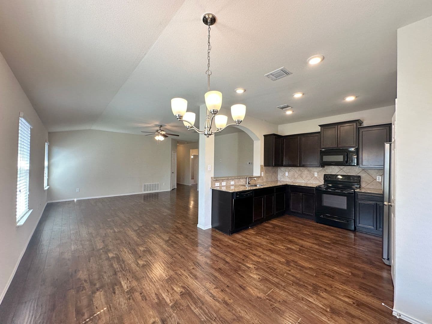 Killeen House: 3414 Parkmill Drive
