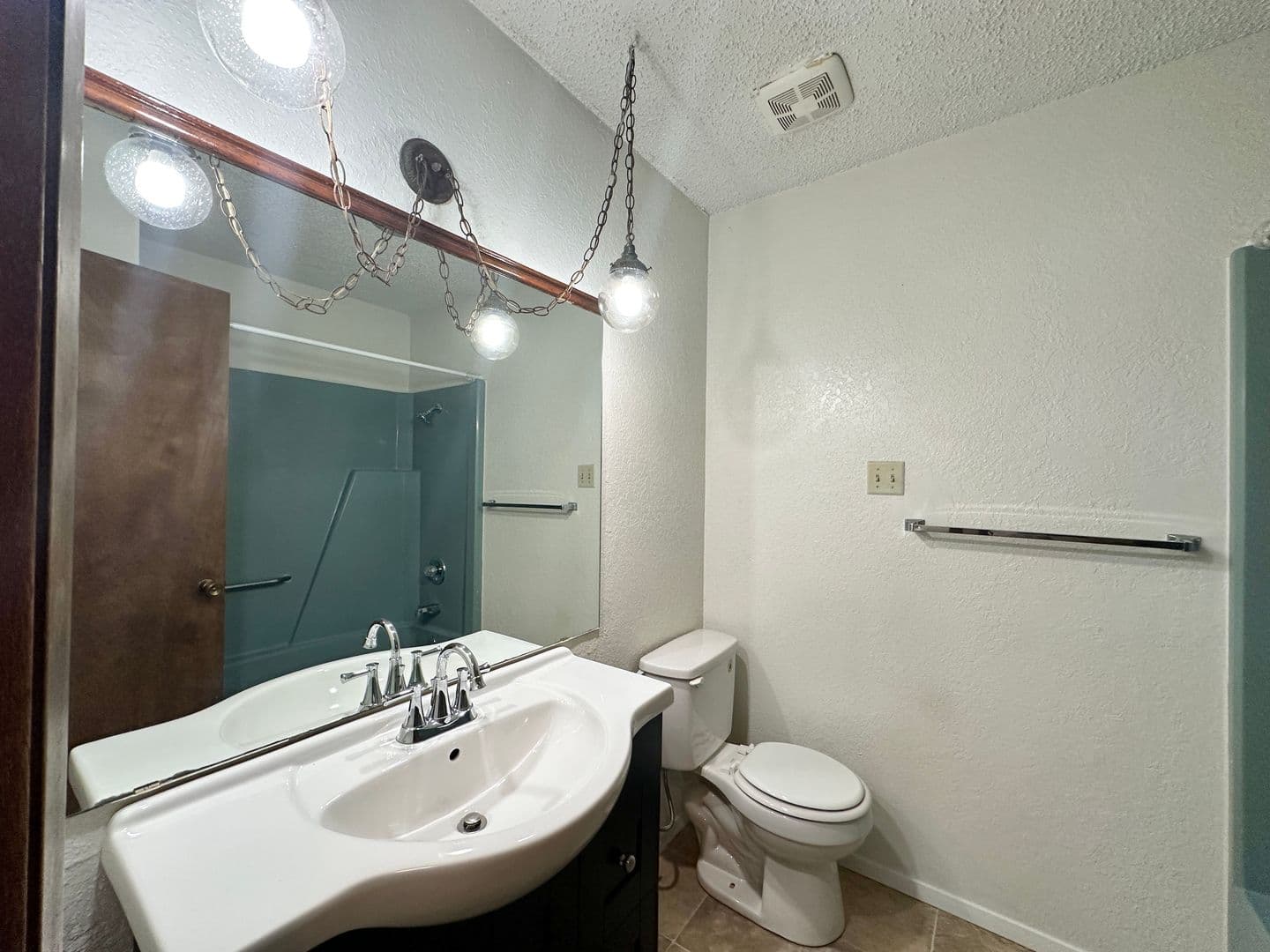 Killeen House: 1602 Becker Dr