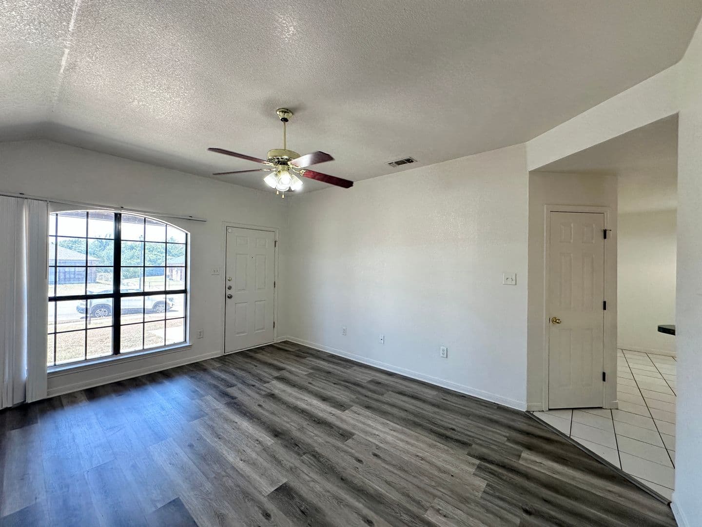 Killeen Multiplex: 3105 Dannen Court