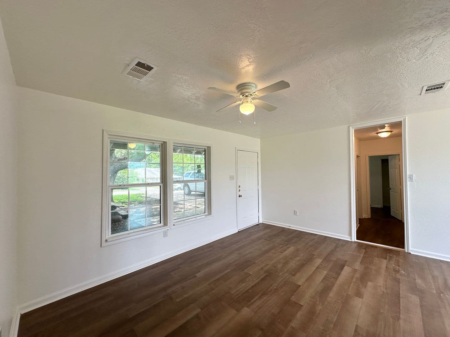 Killeen Multiplex: 1105/1107 Williamson Dr
