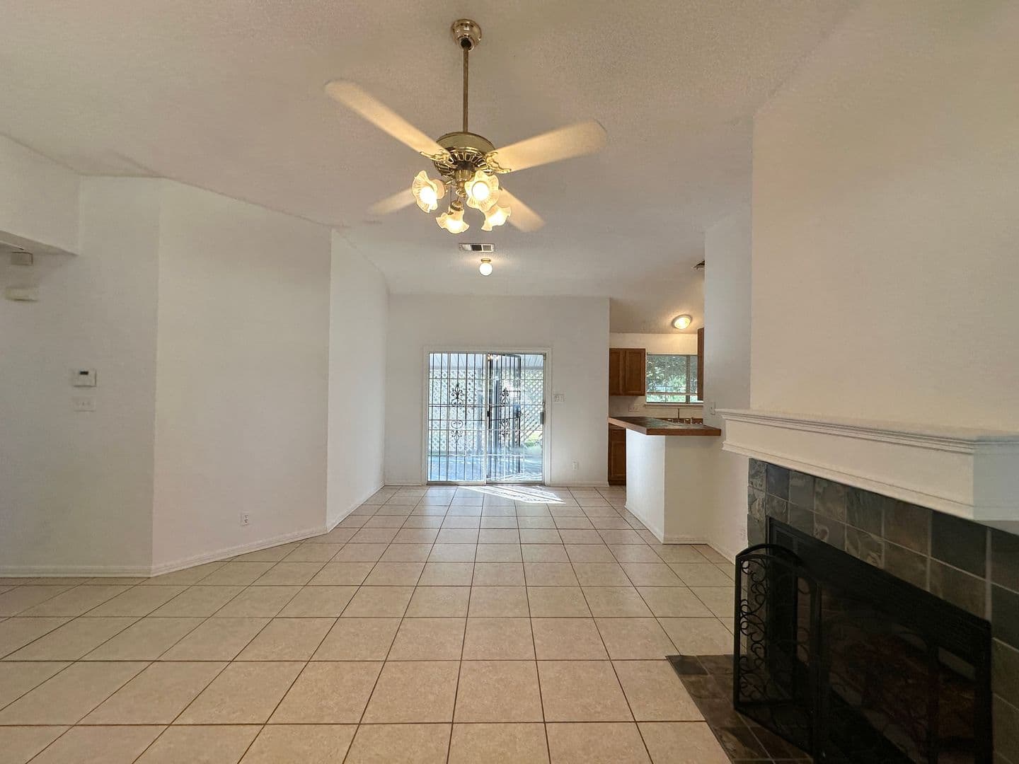 Killeen House: 2501 Magnum Cir