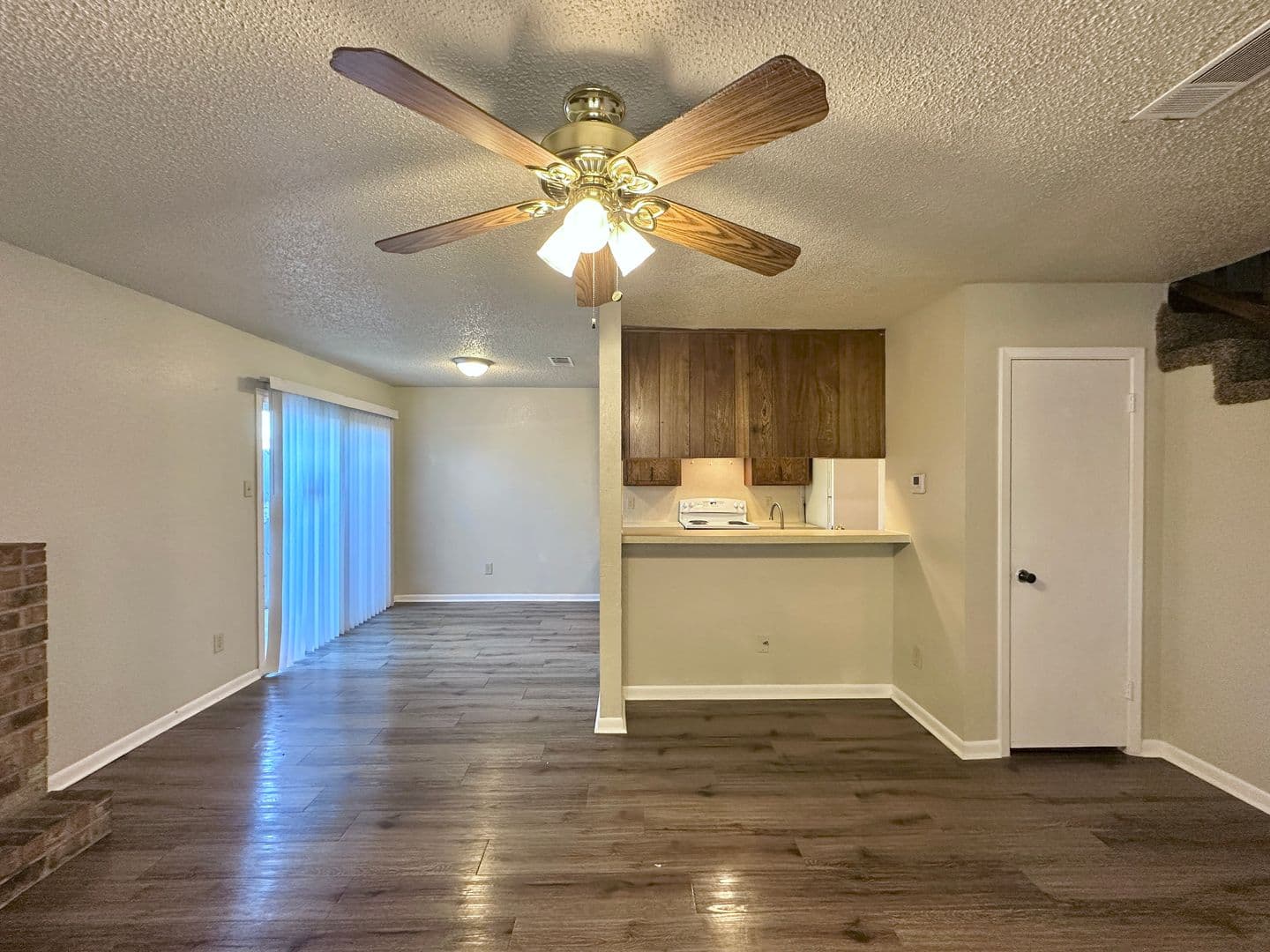 Killeen Townhome: 3004 Chaucer Drive