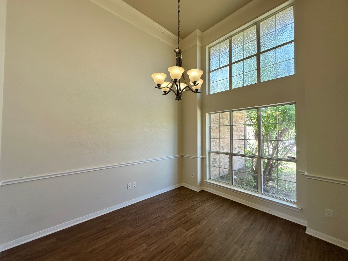 Belton House: 705 Marshall Dr