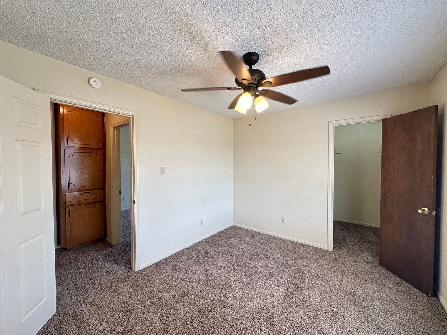 KILLEEN Townhome: 2609 Bermuda Drive