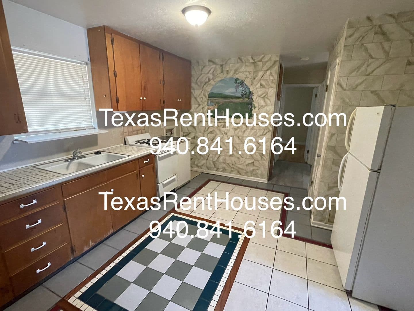 Wichita Falls House: 1130A Sunset Lane
