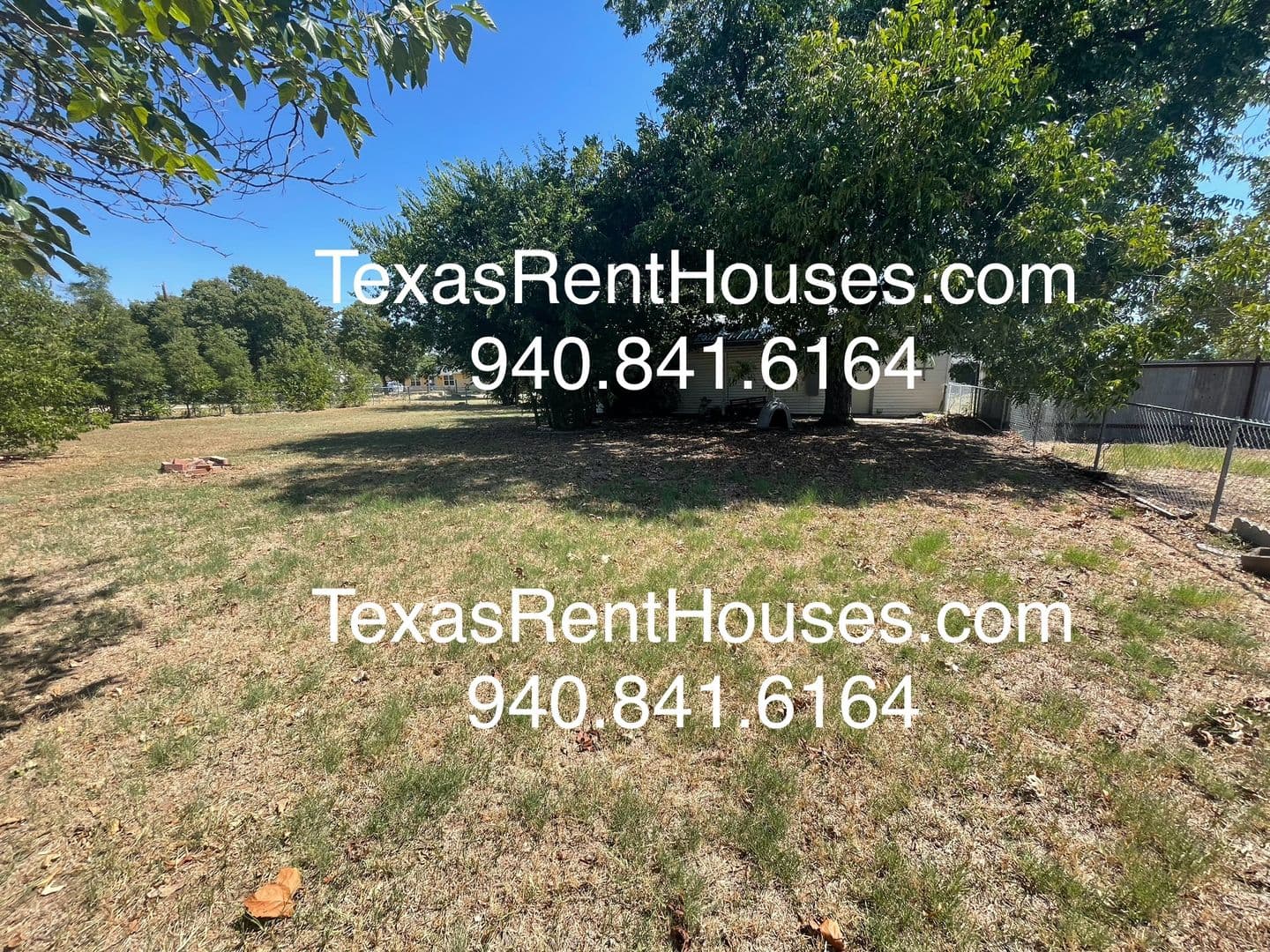 Wichita Falls House: 1130A Sunset Lane