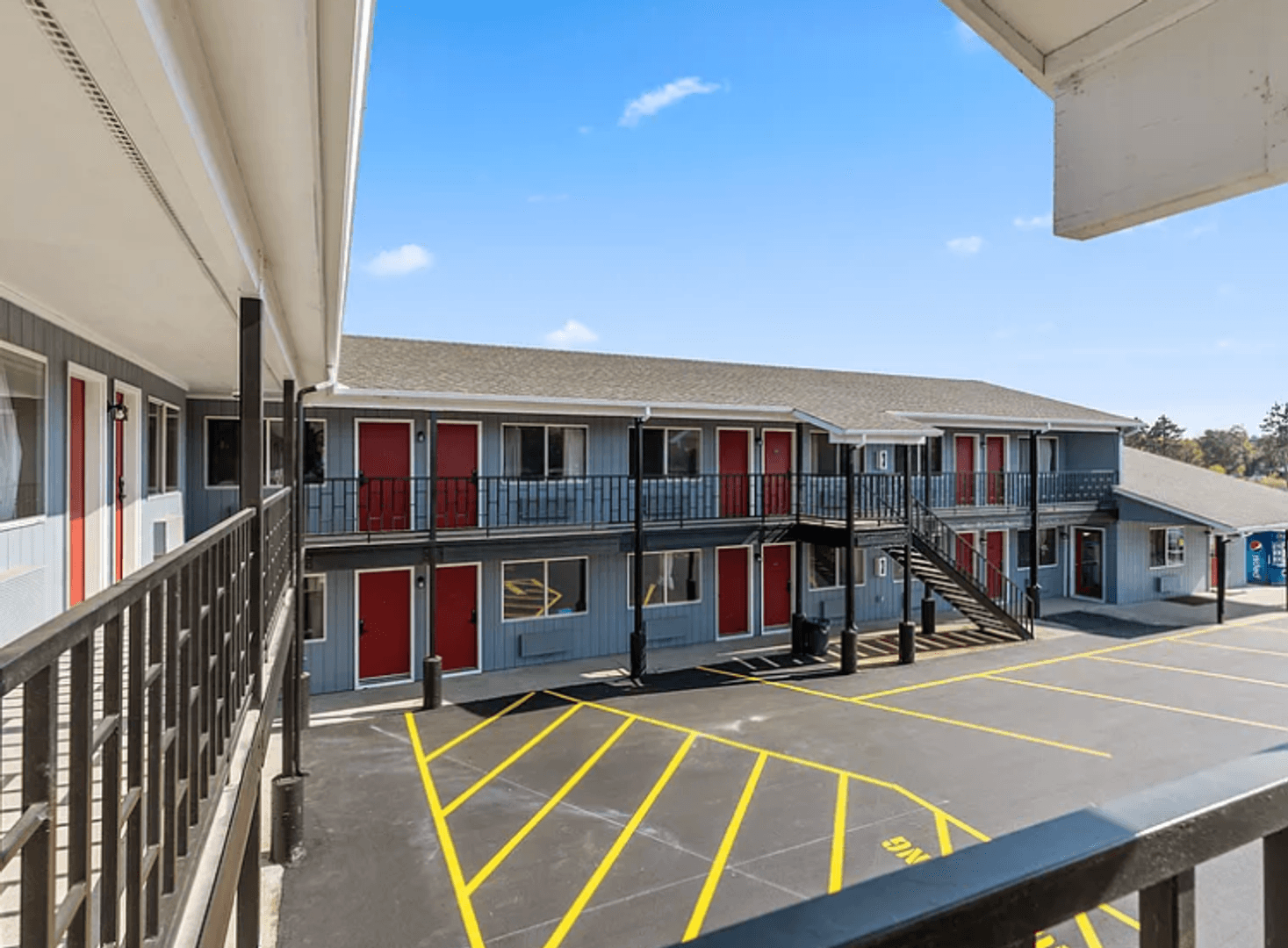 Pine River Apartment: 2684 MN-371 SW