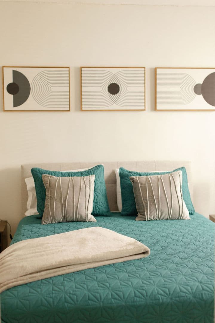 Minneapolis Apartment: 4106 Chicago Ave. S.
