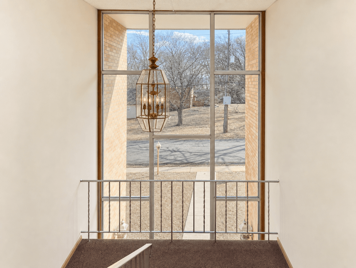 Champlin Apartment: 438 Independence Ave.