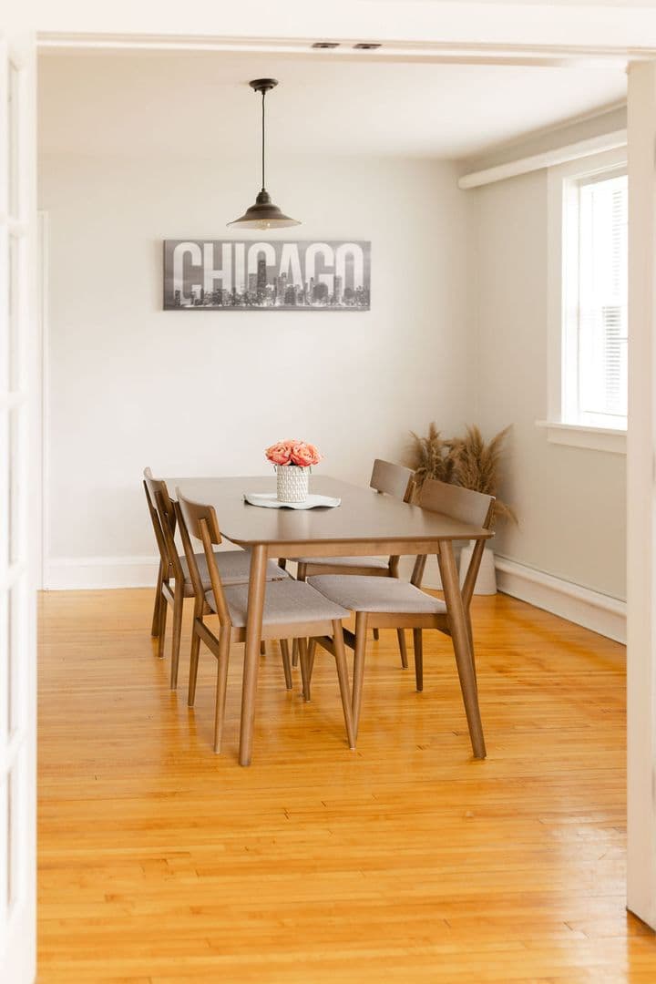 Minneapolis Apartment: 4106 Chicago Ave. S.