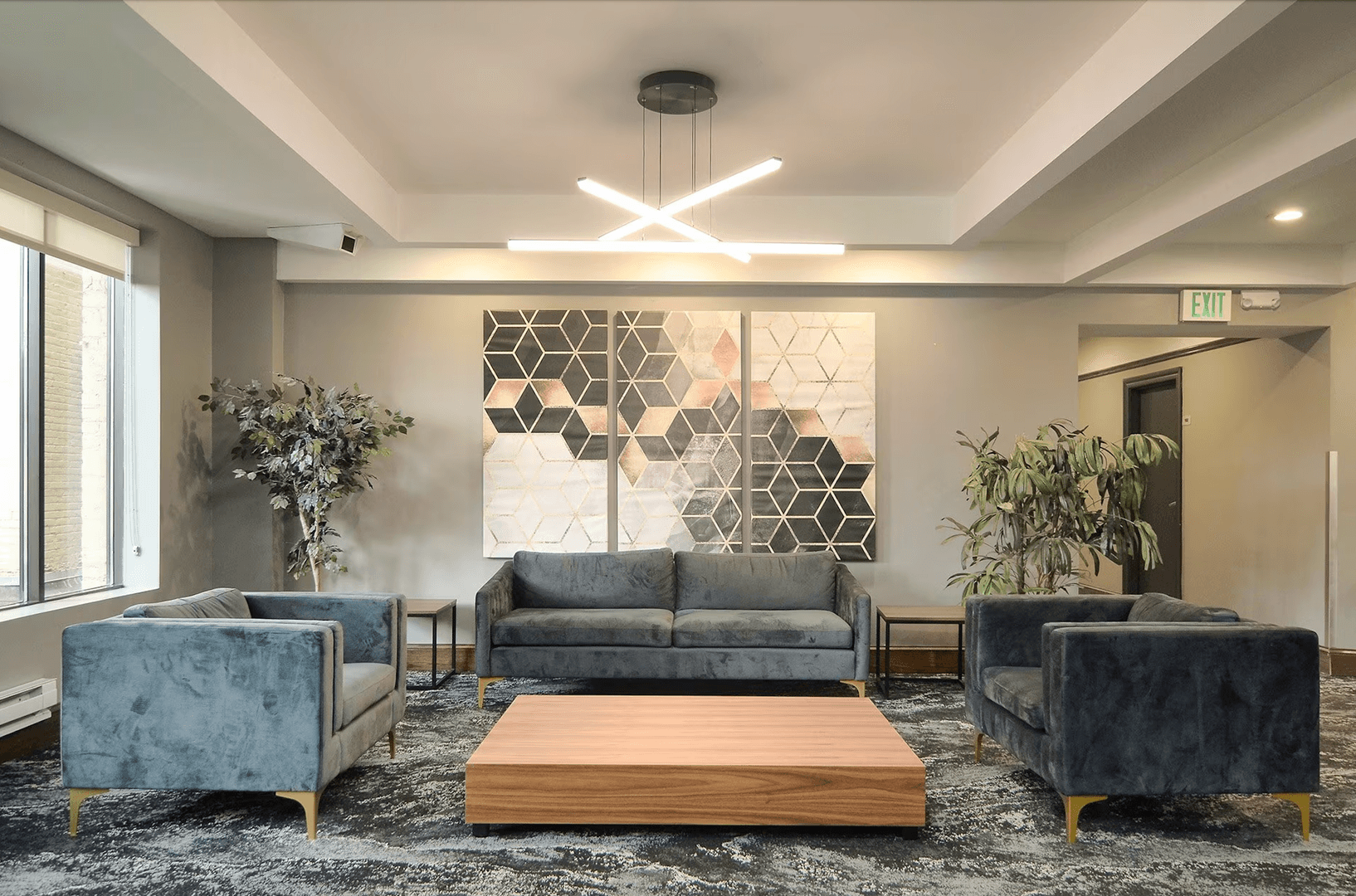 Minneapolis Apartment: 1500 La Salle Ave.