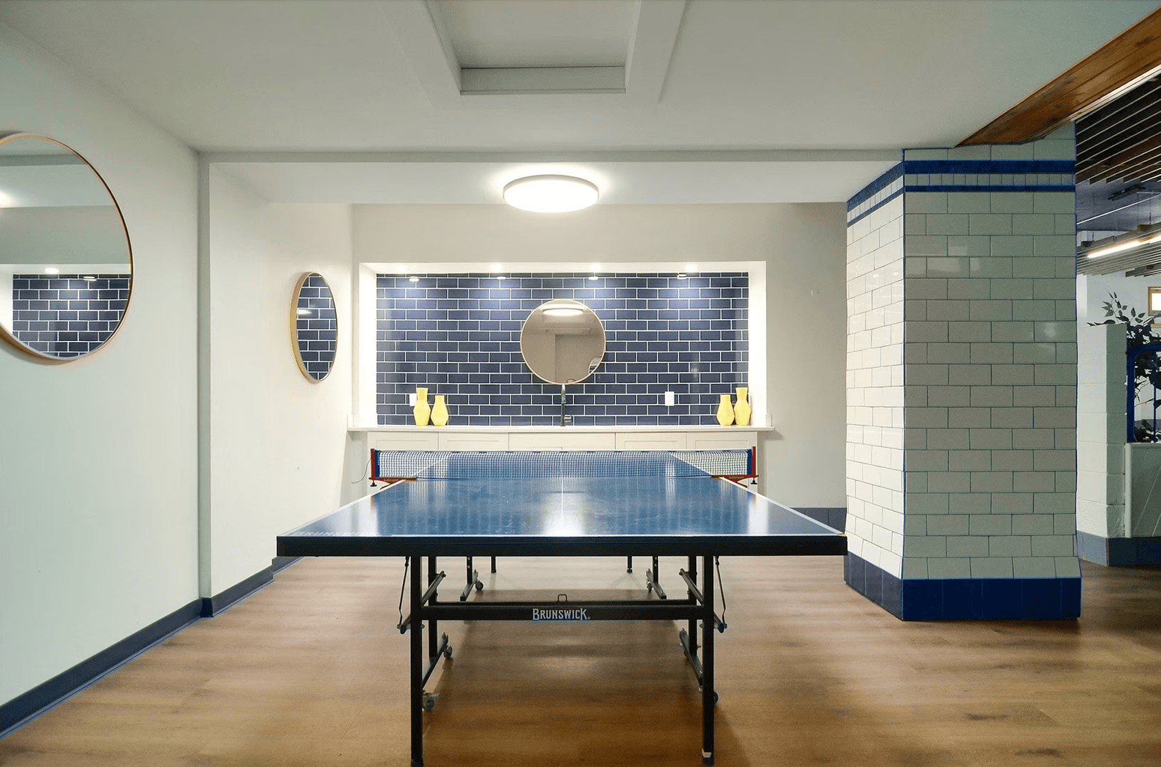 Minneapolis Apartment: 1500 La Salle Ave.