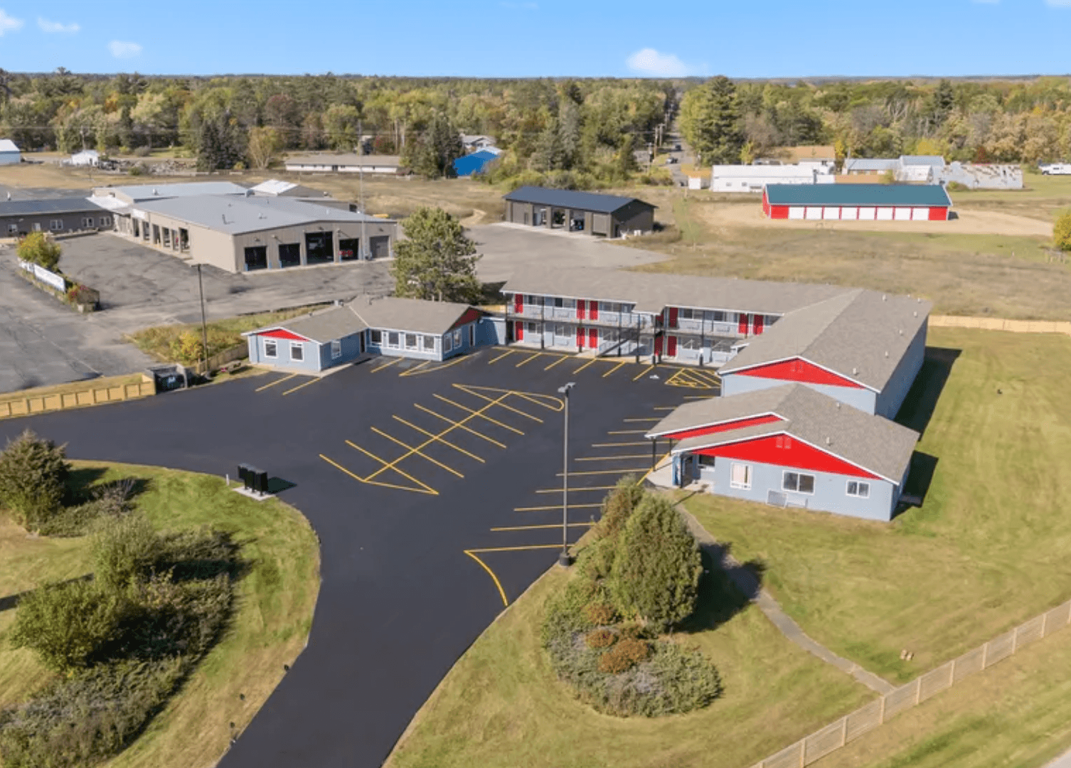 Pine River Apartment: 2684 MN-371 SW