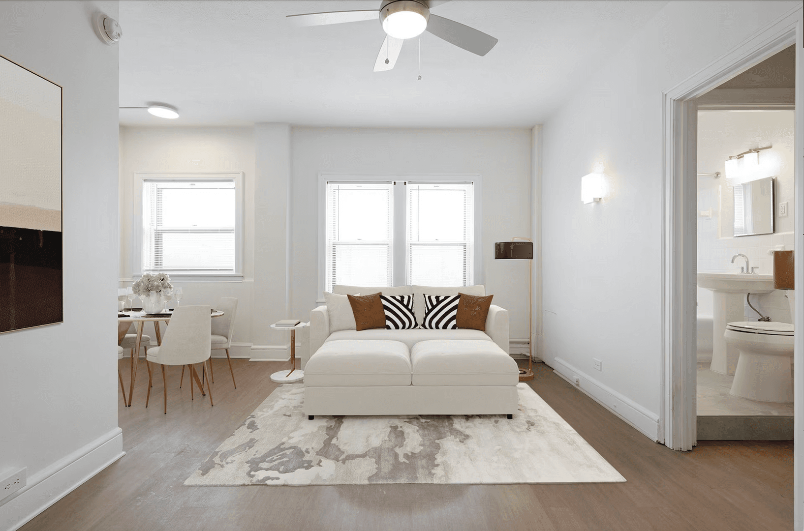 Minneapolis Apartment: 1500 La Salle Ave.