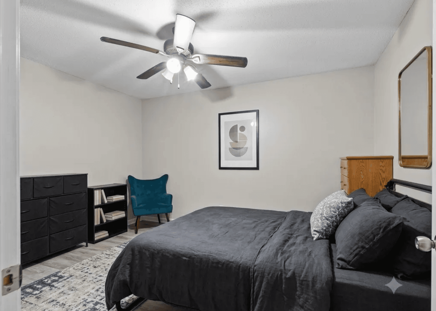 Pine River Apartment: 2684 MN-371 SW
