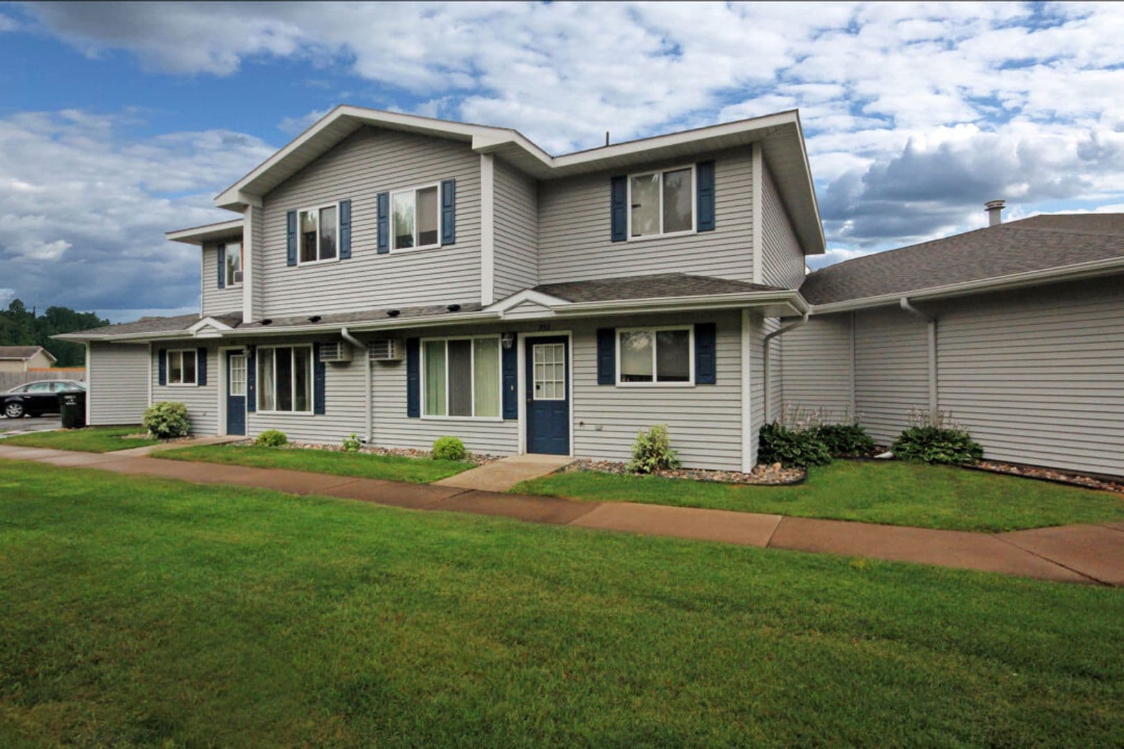 Brainerd Apartment: 623 28th St SE