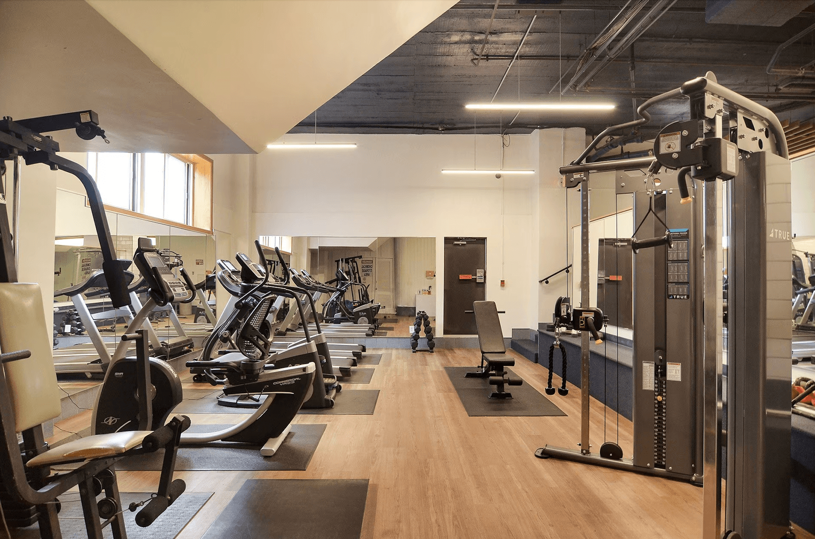 Minneapolis Apartment: 1500 La Salle Ave.