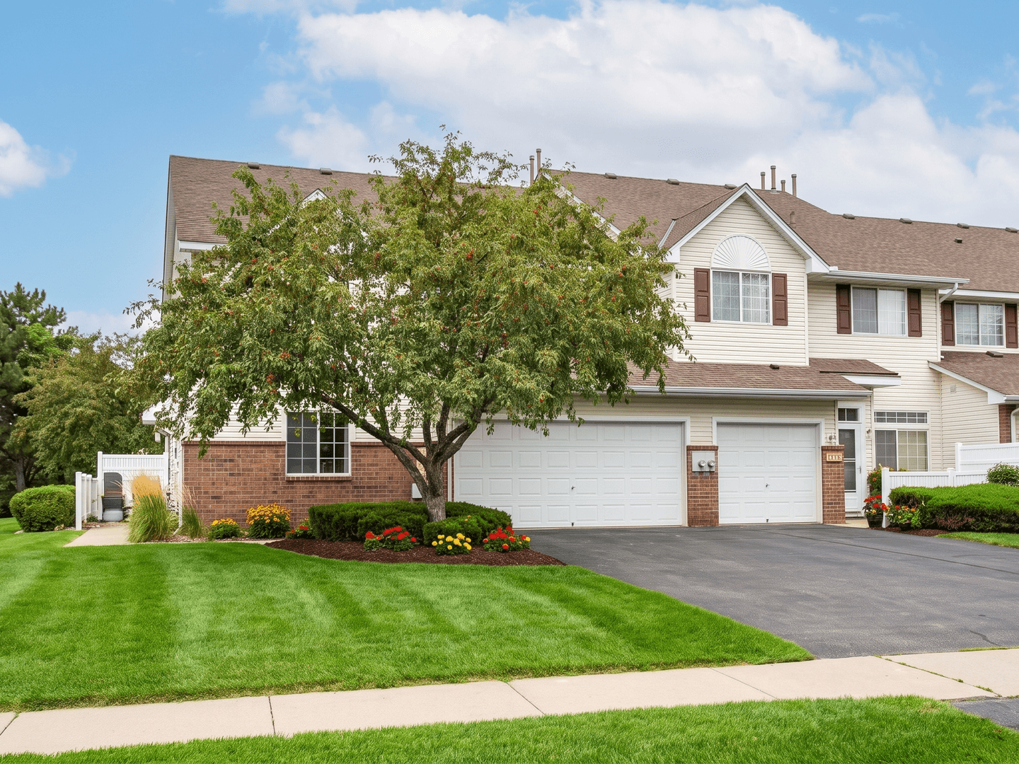 Apple Valley House: 7049 157th St. W.