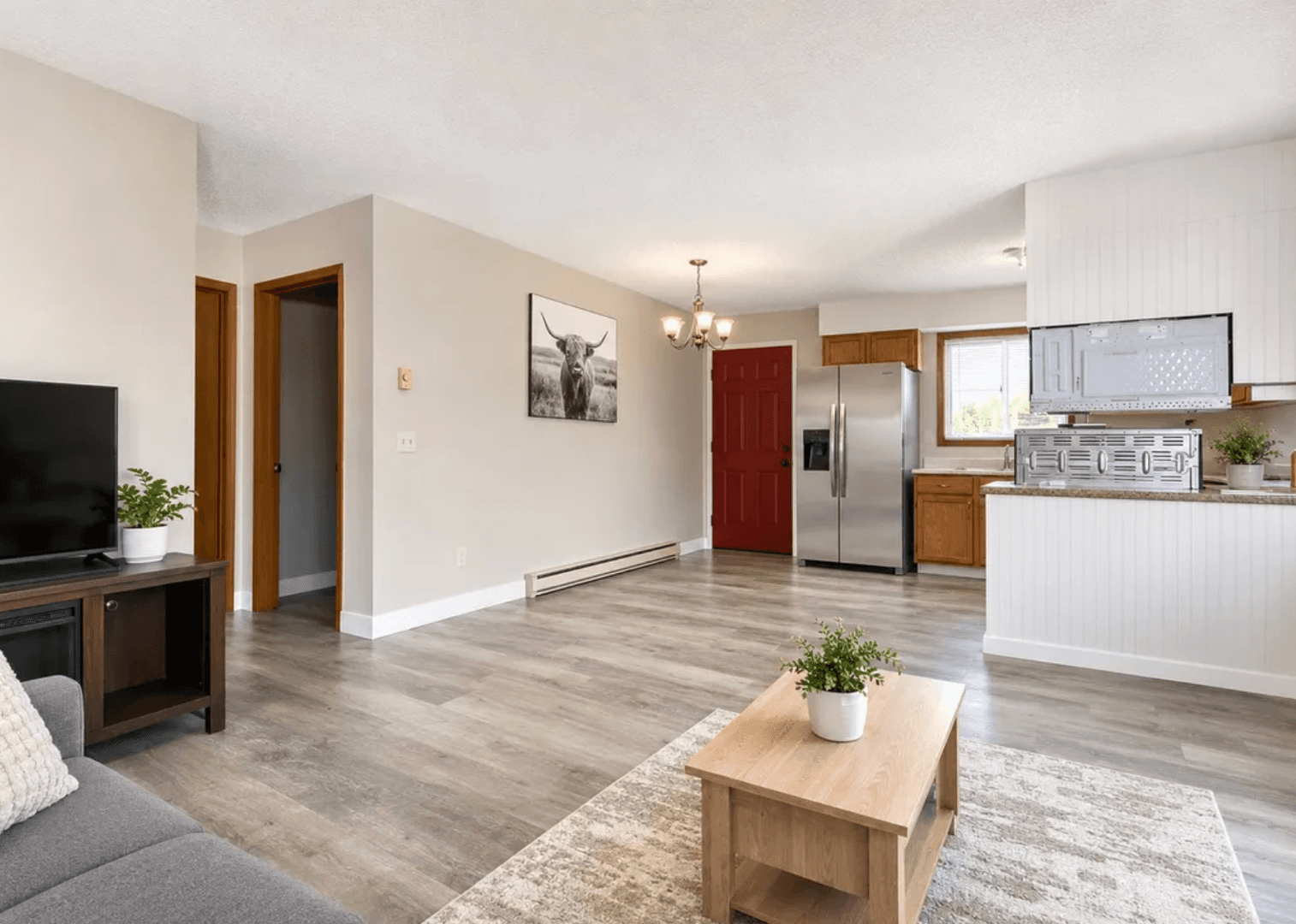 Pine River Apartment: 2684 MN-371 SW
