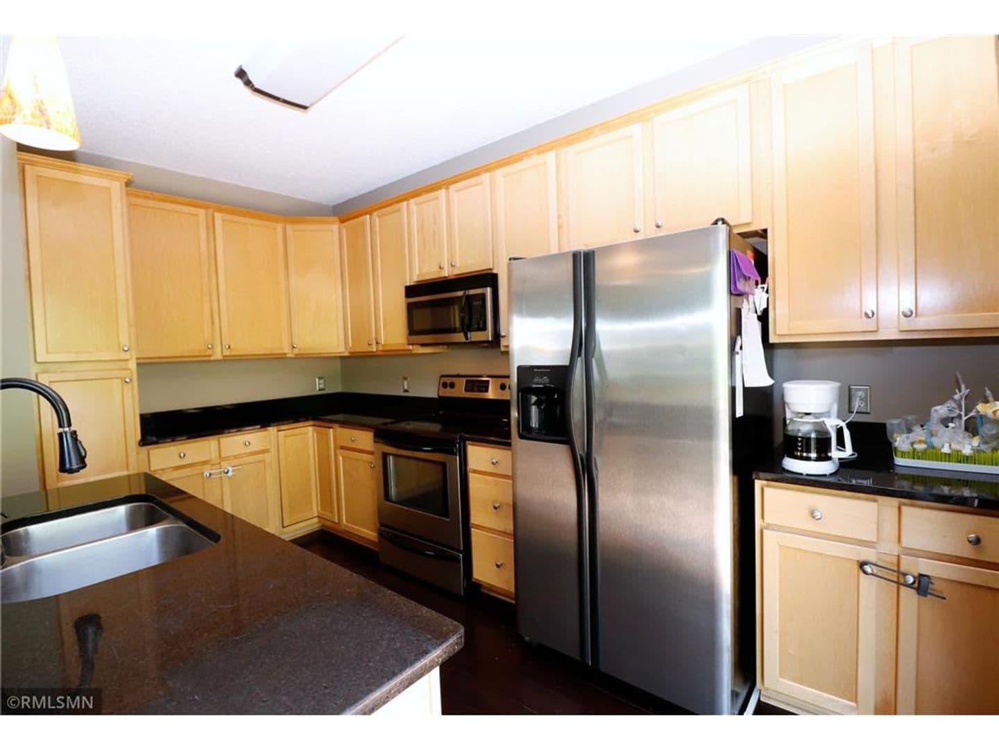 Prior Lake House: 14343 Brookmere Blvd.