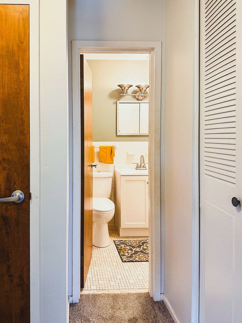 St. Louis Park Apartment: 8300 31st St. W