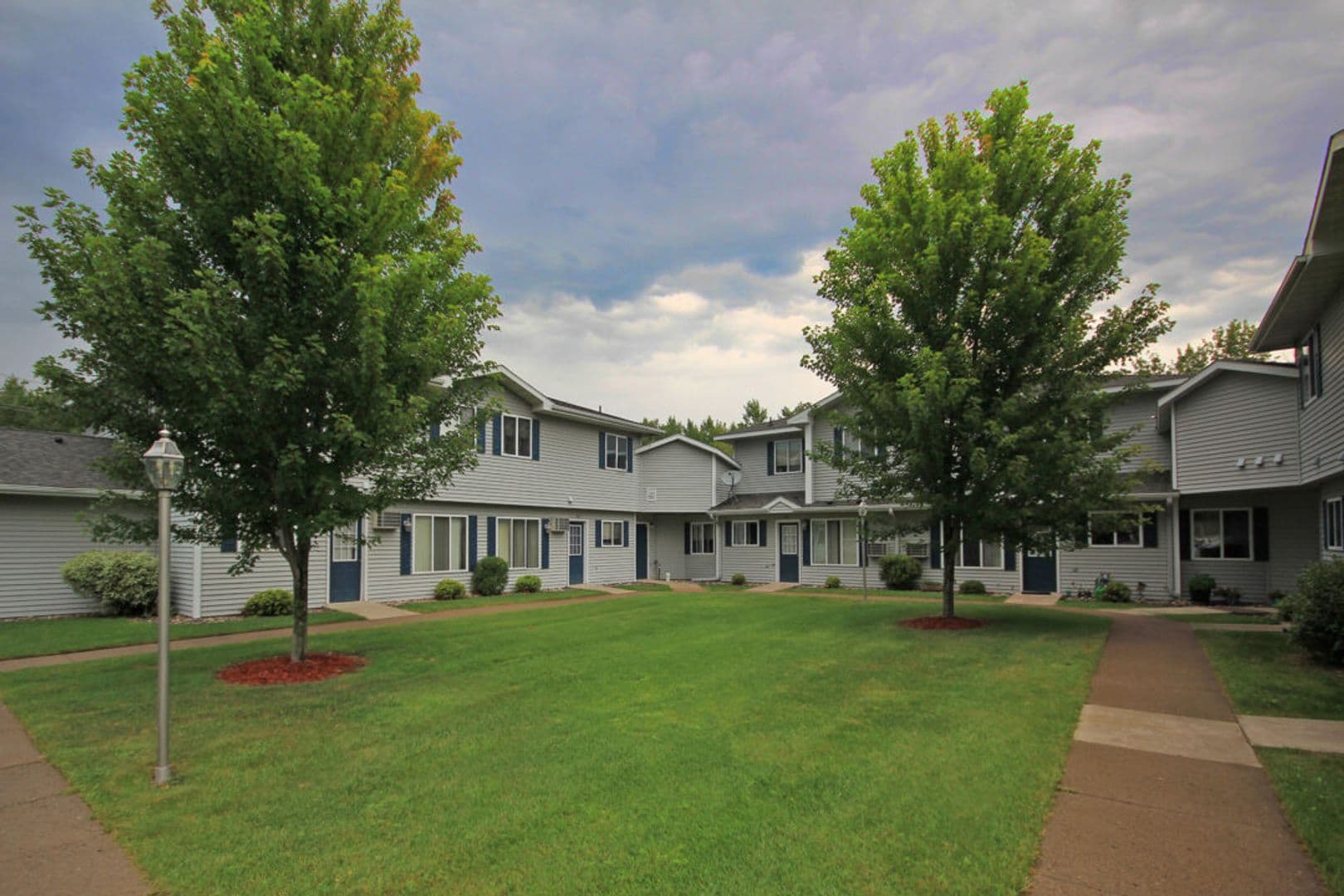 Brainerd Apartment: 623 28th St SE