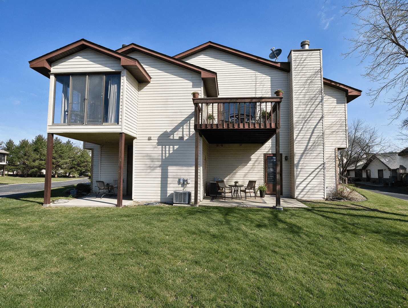 Maple Grove House: 11660 88th Ave. N.
