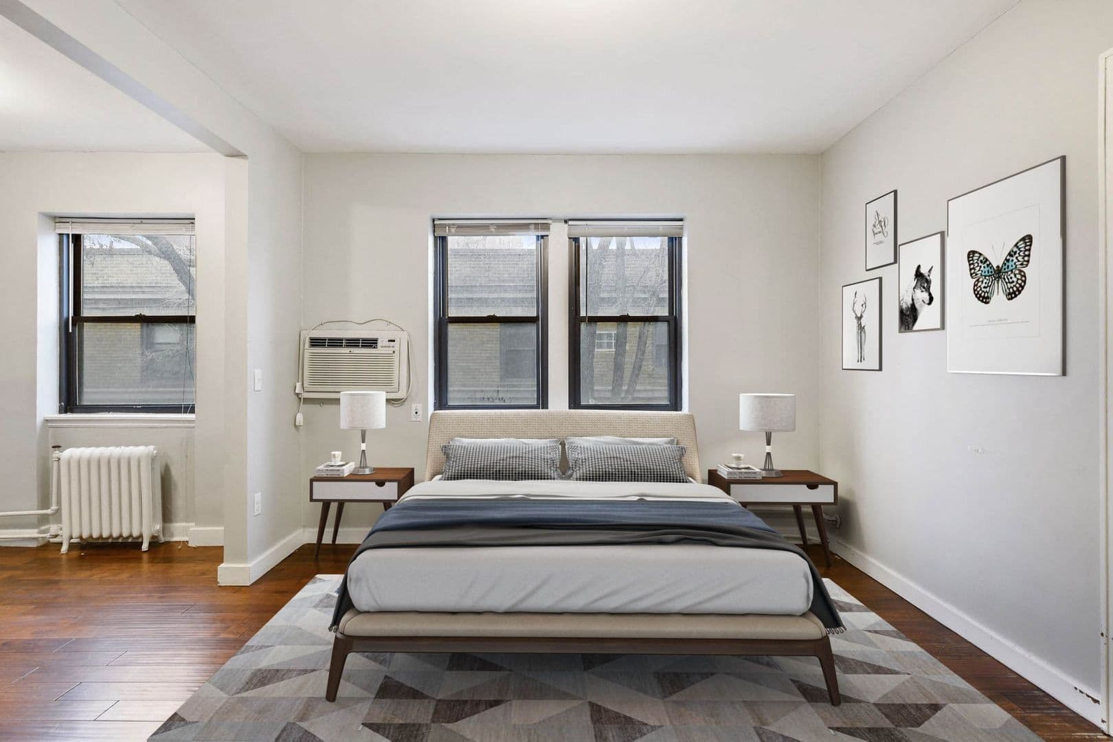 Minneapolis Apartment: 1205 Hawthorne Ave