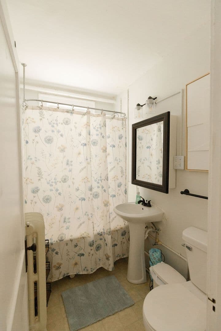 Minneapolis Apartment: 4106 Chicago Ave. S.