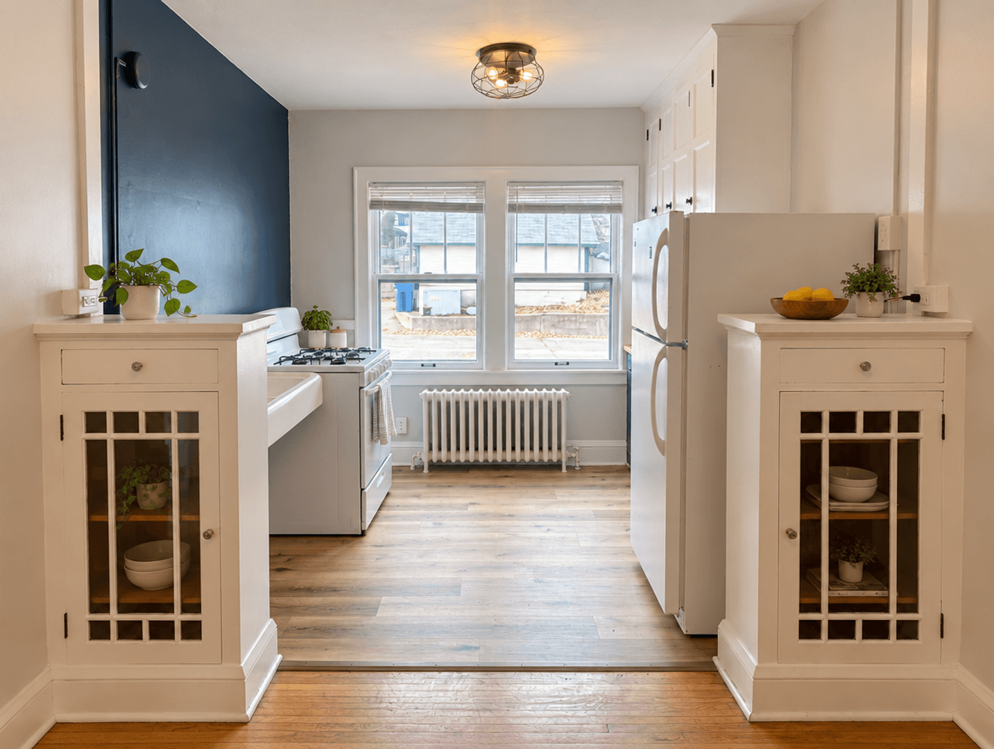Minneapolis Apartment: 4112 Chicago Ave. S.