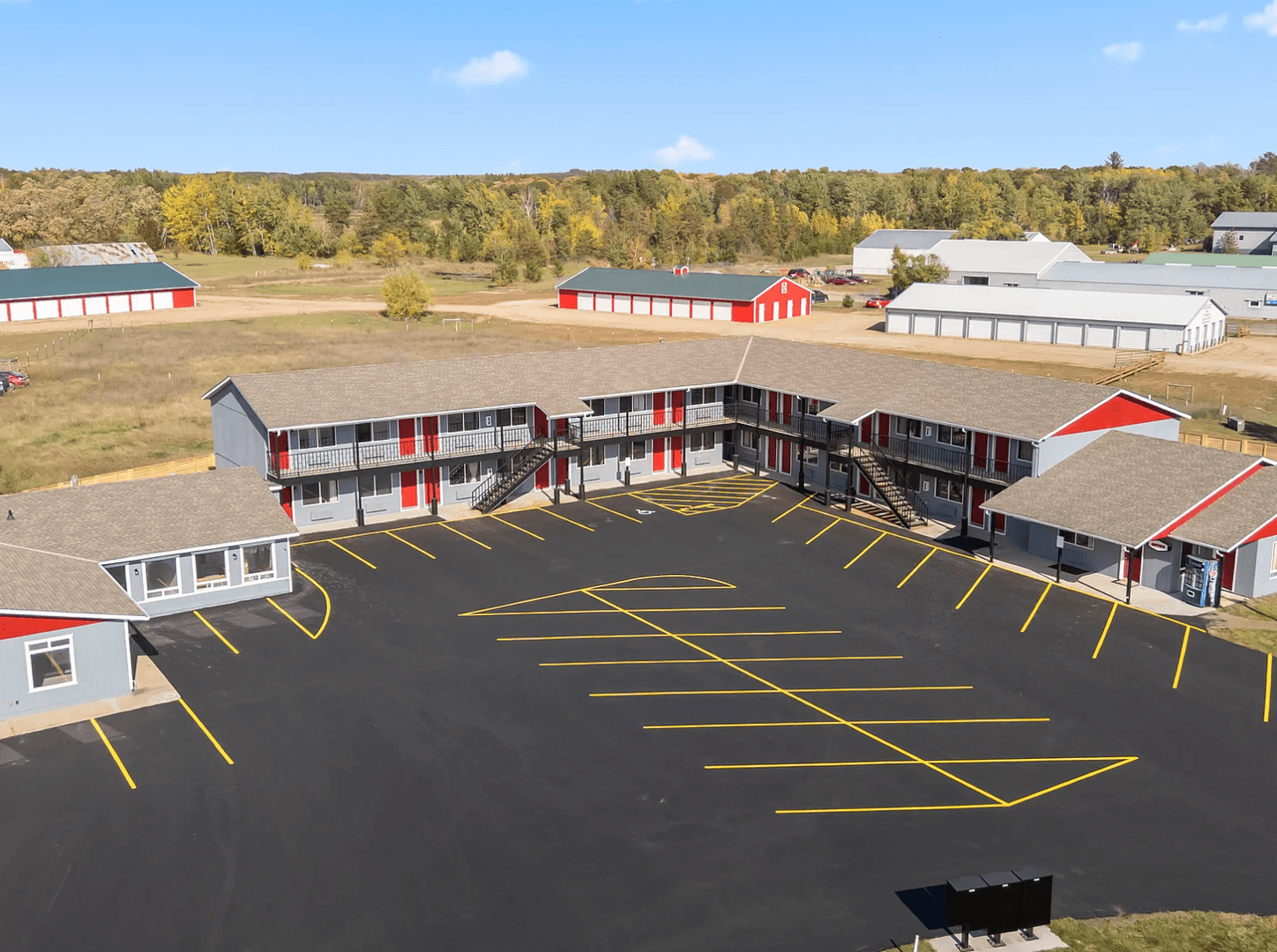 Pine River Apartment: 2684 MN-371 SW