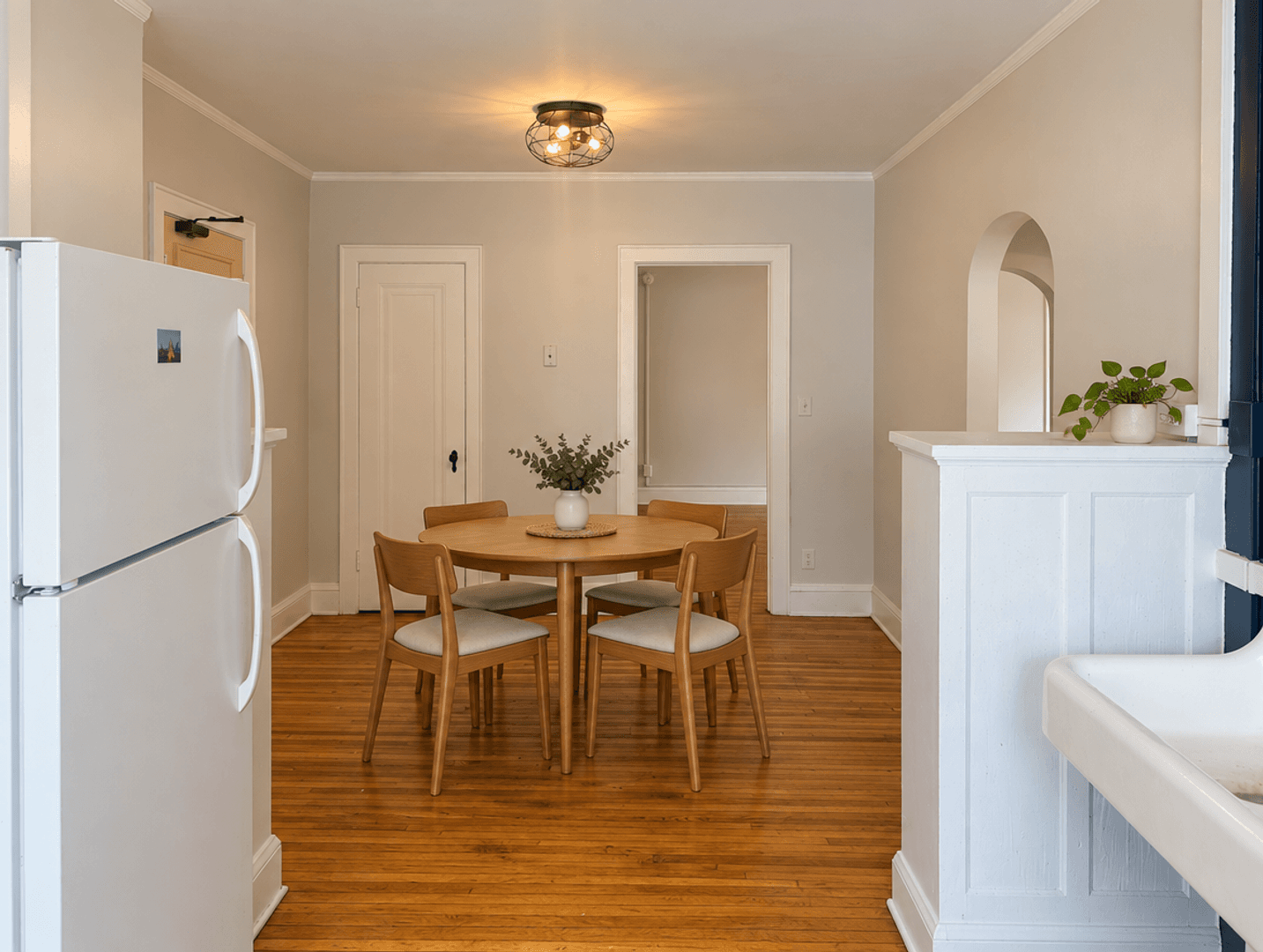 Minneapolis Apartment: 4112 Chicago Ave. S.