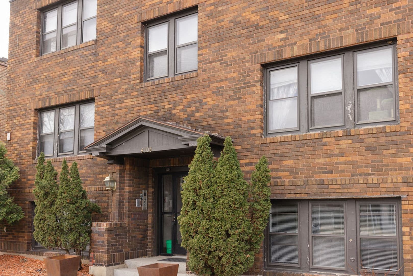 Minneapolis Apartment: 4106 Chicago Ave. S.